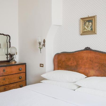 Villa Plinio Lago Di Como Dervio Bagian luar foto